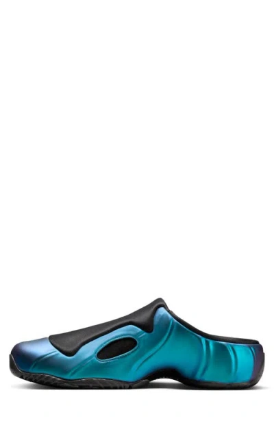 Nike Clogposite Basketball Clog