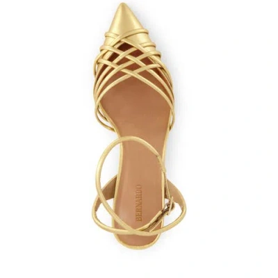 Bernardo Footwear Minu Kitten Heel Pump