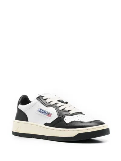 Autry Medialist Low Leather Sneakers