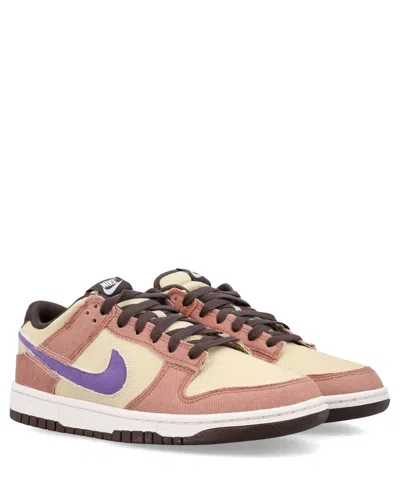 Nike Dunk Low Se Basketball Sneaker