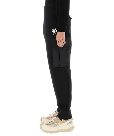 Moncler Men Jogging Pants With Logo In Black