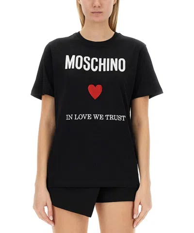 Moschino Black Regular Fit T-shirt With Logo And Heart Graphic