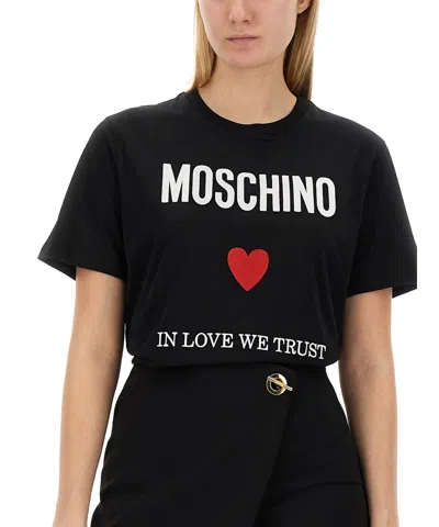 Moschino Black Regular Fit T-shirt With Logo And Heart Graphic