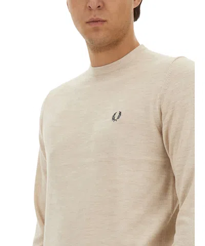 Fred Perry Classic Crew Neck Jersey In Neutral