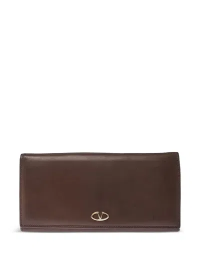 Pre-owned Valentino Garavani V Ring Wallet In Brown