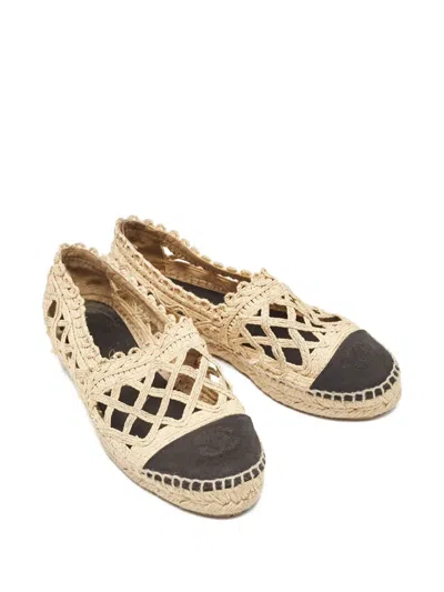 Pre-owned Chanel Laser-cut Raffia Espadrilles In Sand