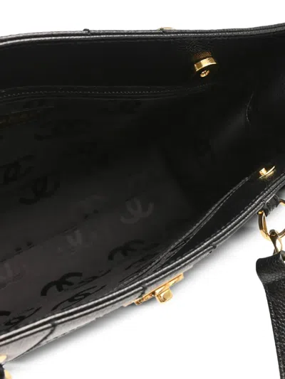 Pre-owned Chanel 2002 ワイルドステッチ チョコバー ハンドバッグ M In Black