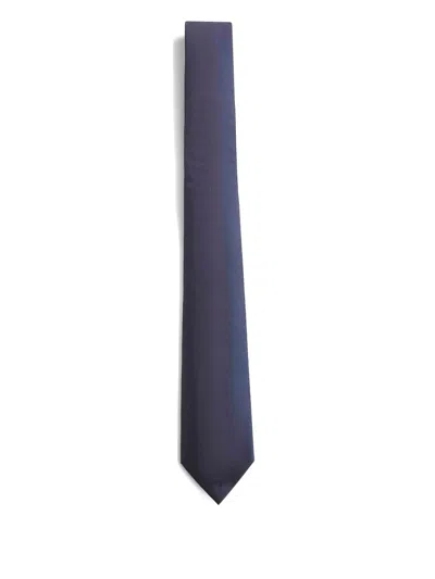Dolce & Gabbana Pointed-tip Silk Tie In Black