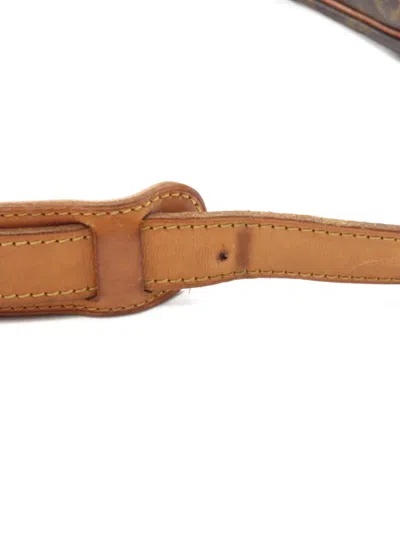 Pre-owned Louis Vuitton 1990 Saumur 35 Shoulder Bag In Brown