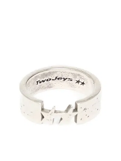 Twojeys Star-cutout Band Ring