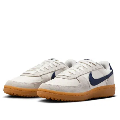 Nike (gs)  Field General 82 'pale Ivory Navy Gum'