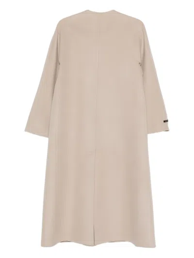 Manzoni 24 Single-breasted Coat In Neutral