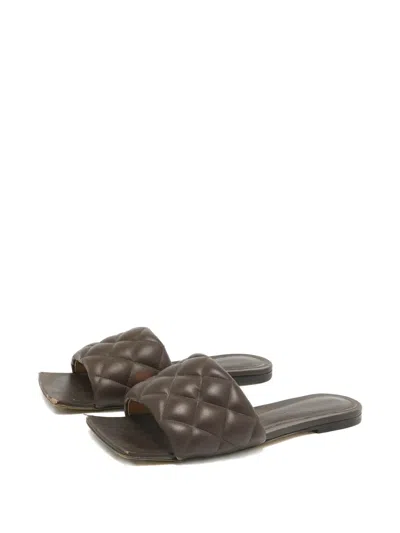 Pre-owned Bottega Veneta Padded Square-toe Sandals