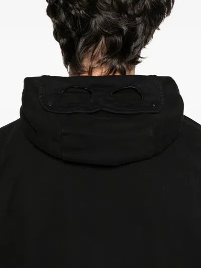 C.p. Company Metropolis Series Zip-up Hoodie In Black