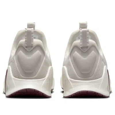 Nike (wmns)  Free Metcon 6 Se 'light Bone Burgundy Crush' In Neutral