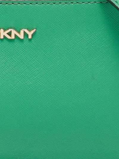 Pre-owned Dkny Vintage Leather Shoulder Bag In Green