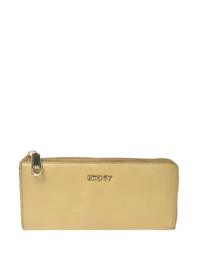 Pre-owned Dkny Vintage  Zip Leather Continental Wallet In Neutral