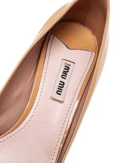 Pre-owned Miu Miu 60mm Crystal-embellished Leather Pumps In Neutral