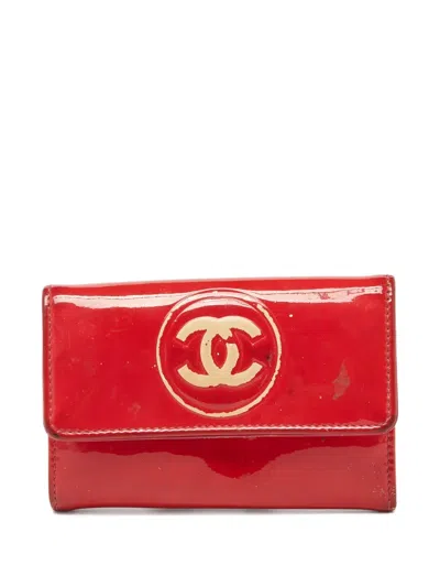Pre-owned Chanel Patent Leather Logo Wallet In Red