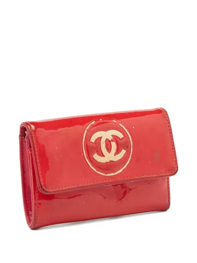 Pre-owned Chanel Patent Leather Logo Wallet In Red