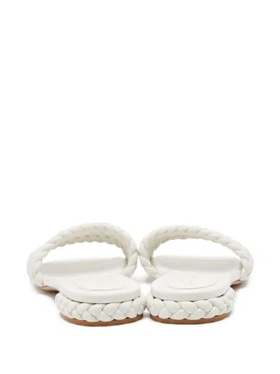 Pre-owned Gianvito Rossi  Braided Leather Sandals In White