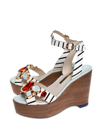 Pre-owned Sophia Webster  100mm Suki Gem Wedge Sandals In White