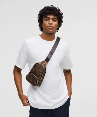 Lululemon Everywhere Sling Bag Small 2l