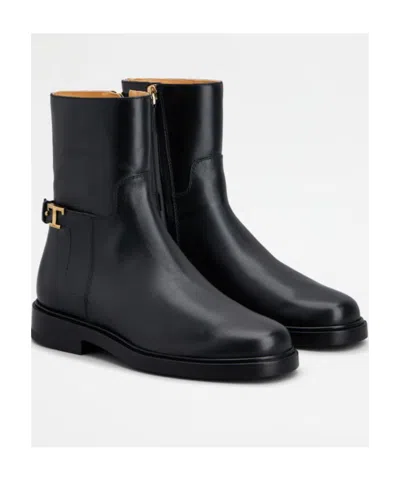 Tod's Logo Plque Ankle Boots
