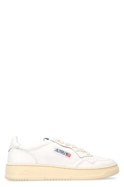 Autry Medalist Low Sneakers In White Leather In White