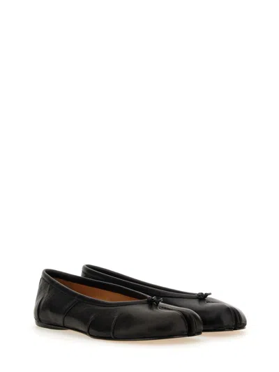 Maison Margiela Black Leather Tabi Ballerinas With Signature Detailing In Black