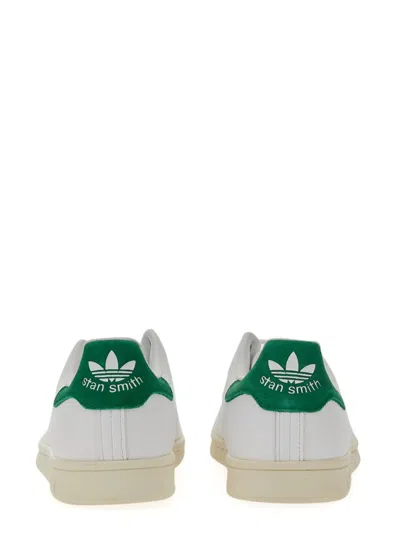 Adidas Originals Low Top Sneakers With Contrast Heel Tab In Neutral