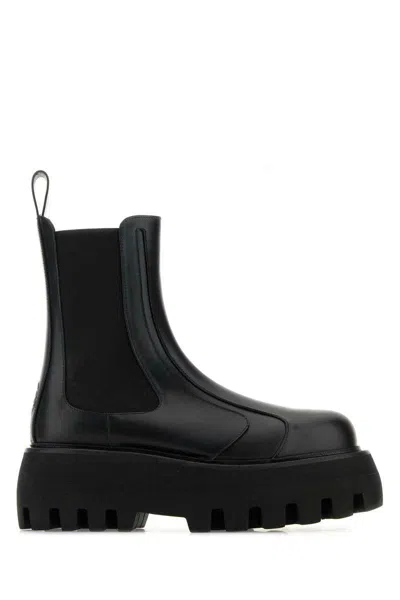 Alexander Mcqueen Black Glossy Leather Ankle Boots With Tank Sole