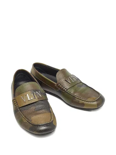 Pre-owned Valentino Garavani Camouflage-pattern Leather Loafers In Green