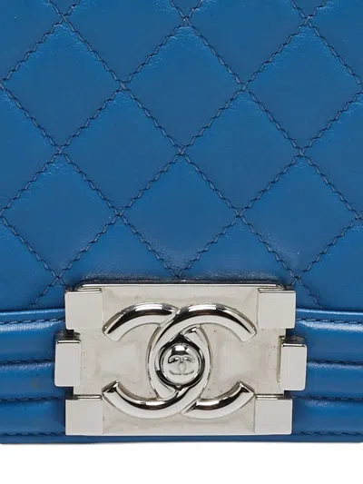 Pre-owned Chanel Boy Flap Shoulder Bag In Blue