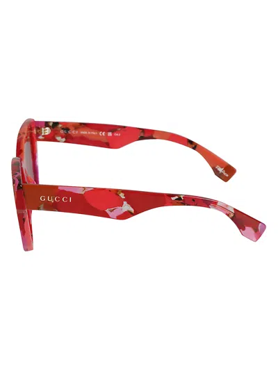 Gucci Wayfarer Sunglasses In Red