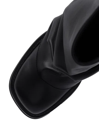 Attico 'robin' Black Boots With Square Toe And Logo Plaque On The Rear