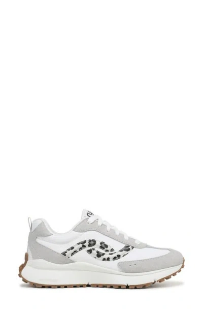 Ryka Rykä Jetsetter Walking Shoe In Gray