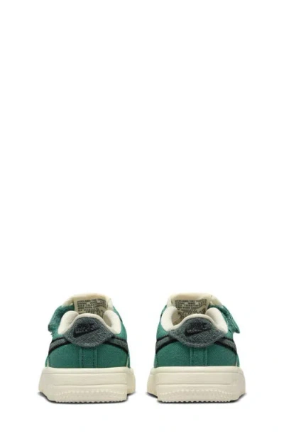Nike Air Force 1 Low Easyon Sneaker In Green