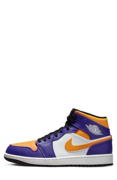 Jordan Air  1 Mid Sneaker