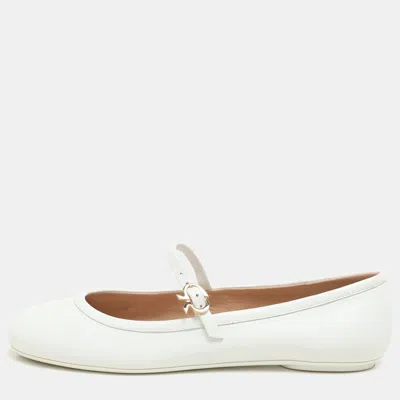 Pre-owned Gianvito Rossi White Leather Carla Ballet Flats Size 38