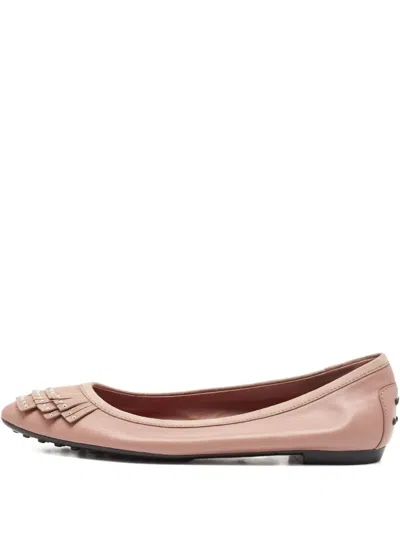 Pre-owned Tod's Vintage Fringed Flats In Neutral