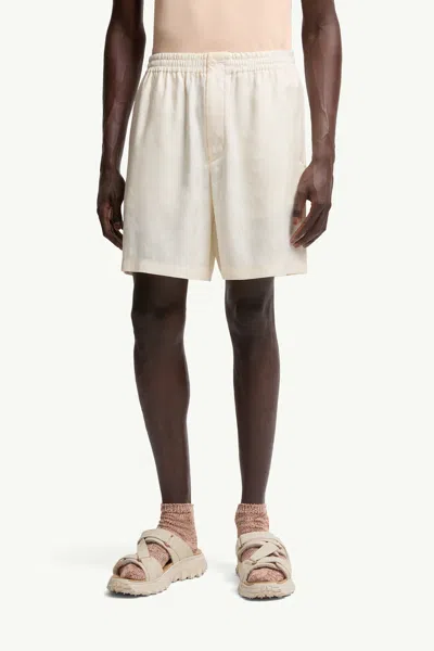 Moncler Short En Lin Mélangé X Gilga Farm By Donald Glover In Neutral