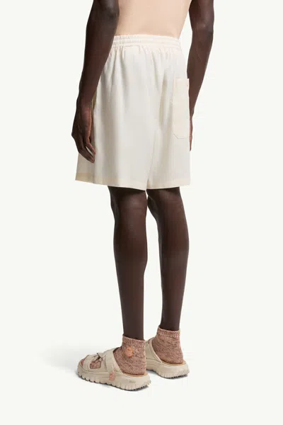 Moncler Short En Lin Mélangé X Gilga Farm By Donald Glover In Neutral