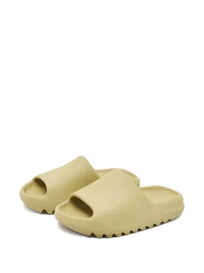 Pre-owned Adidas Originals Yeezy "pure" Slides In Neutral