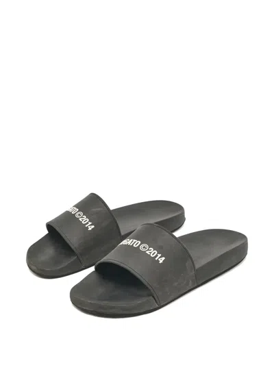 Pre-owned Axel Arigato Logo Slides In Gray