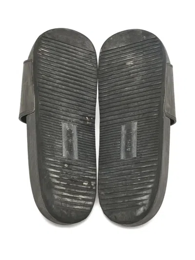 Pre-owned Axel Arigato Logo Slides In Gray