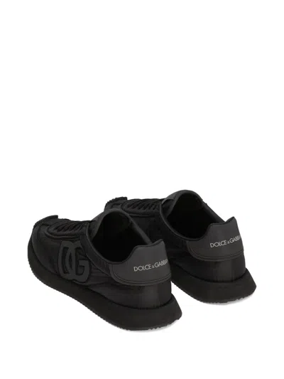 Dolce & Gabbana Low Top Sneakers Featuring Suede Accents In Black