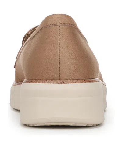 Lifestride Women's Chelsea-bit Round Toe Platform Loafers