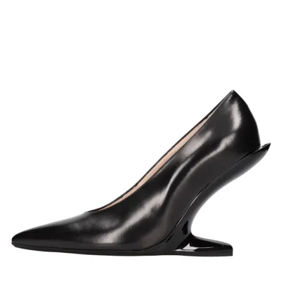 N°21 With Heel Black