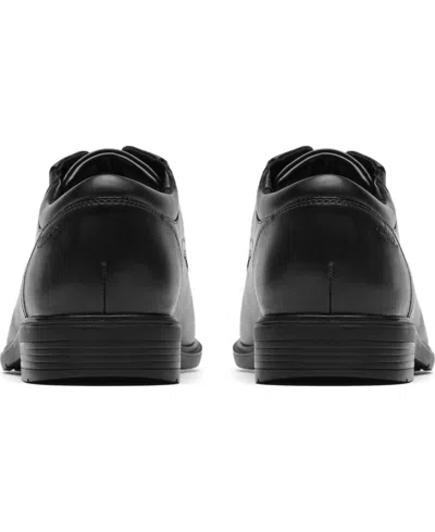 Clarks Un Hugh Lace In Black Leather